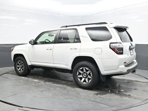 Used 2019 Toyota 4Runner TRD Off-Road Premium AWD/4WD image 4