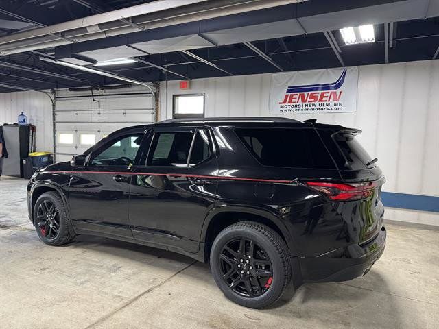 Used 2023 Chevrolet Traverse Premier w/ Redline Edition AWD/4WD image 5