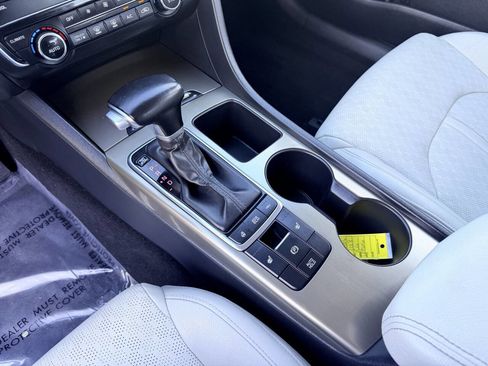 Used 2018 Kia Optima EX FWD image 19