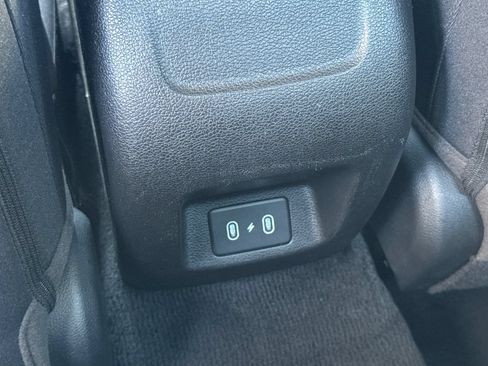 Used 2025 Hyundai Sonata SEL FWD image 14