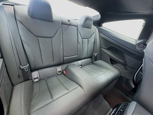 Used 2023 BMW 430i Coupe w/ Convenience Package RWD image 18
