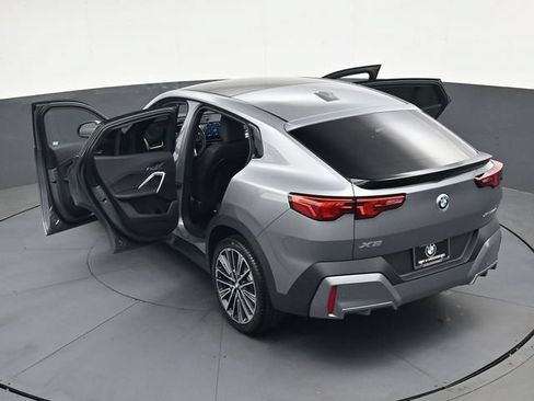 New 2026 BMW X2 xDrive28i w/ Technology Package AWD/4WD image 46