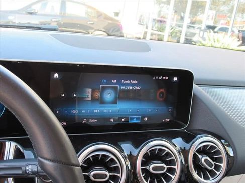 Used 2021 Mercedes-Benz GLA 250 image 21