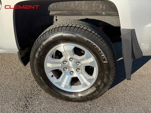 Used 2018 Chevrolet Silverado 1500 LT w/ All Star Edition image 4