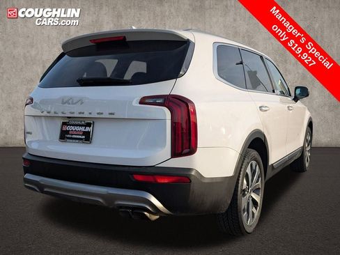 Used 2022 Kia Telluride S image 7