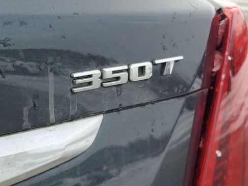 Used 2023 Cadillac XT5 Premium Luxury w/ LPO, Floor Liner Package image 33