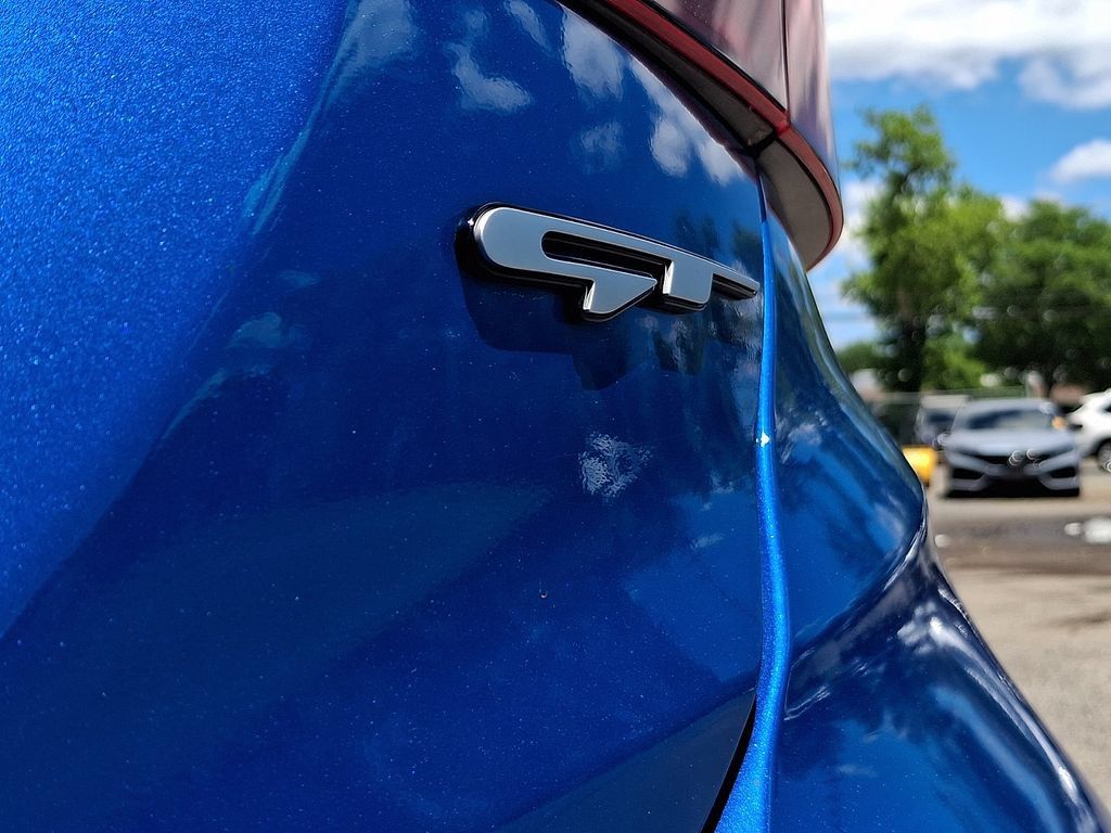 Certified 2023 Kia Forte GT w/ GT2 Package FWD image 33