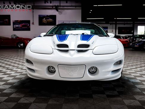 Used 1999 Pontiac Firebird Formula RWD image 31