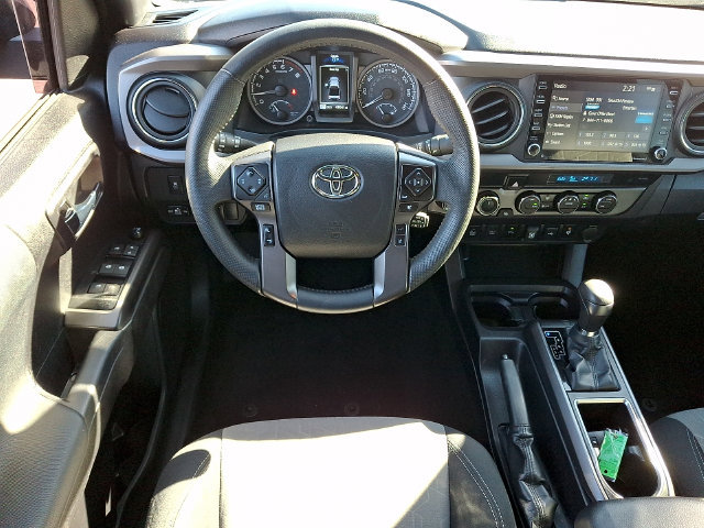 Used 2023 Toyota Tacoma TRD Off-Road w/ Technology Package AWD/4WD image 10