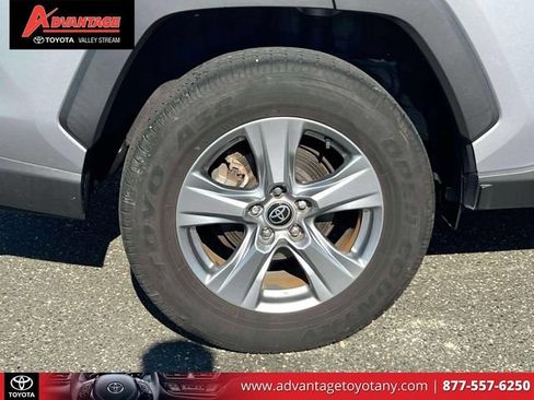Used 2022 Toyota RAV4 XLE w/ Convenience Package AWD/4WD image 12