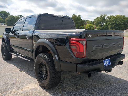 Used 2024 Ford F150 Raptor AWD/4WD image 5