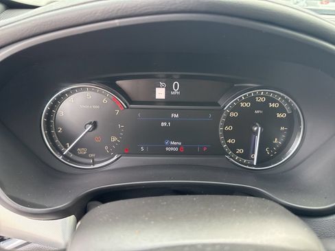 Used 2019 Cadillac XT4 Premium Luxury w/ Enhanced Visibility Package FWD image 30