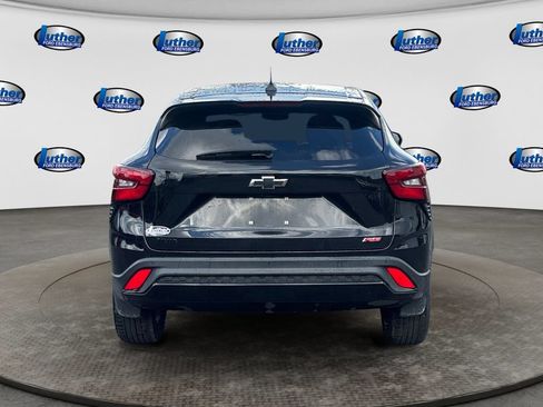 Used 2025 Chevrolet Trax RS w/ Driver Confidence Package FWD image 4