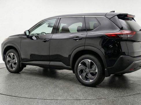 Used 2025 Nissan Rogue SV image 6