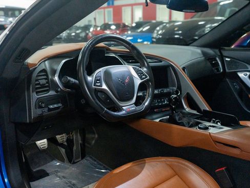 Used 2015 Chevrolet Corvette Z06 w/ 3LZ Preferred Equipment Group image 23