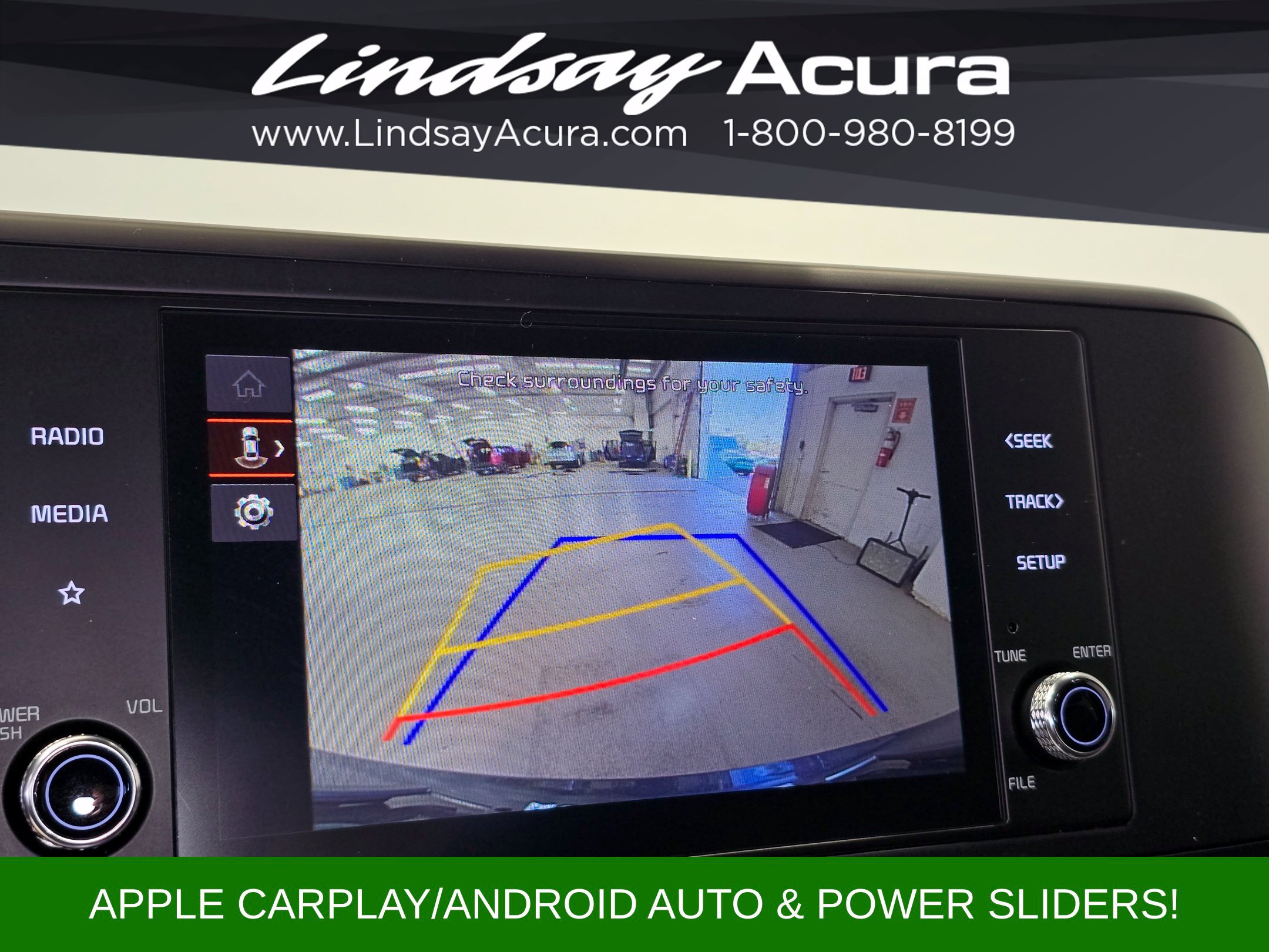 Used 2024 Kia Carnival LX FWD image 18