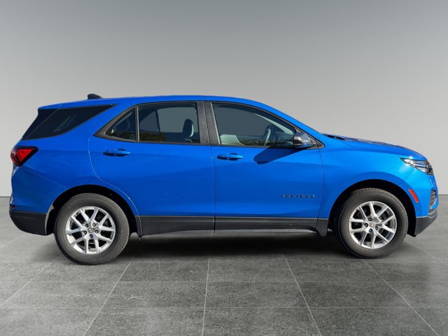 Used 2024 Chevrolet Equinox LS AWD/4WD image 4