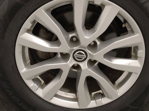 Used 2020 Nissan Rogue SV AWD/4WD image 31