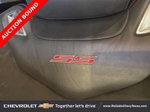 Used 2015 Chevrolet SS image 28