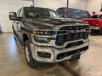 Used 2025 RAM 2500 Big Horn AWD/4WD video 1