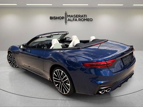 Used 2024 Maserati GranCabrio Trofeo AWD/4WD image 4