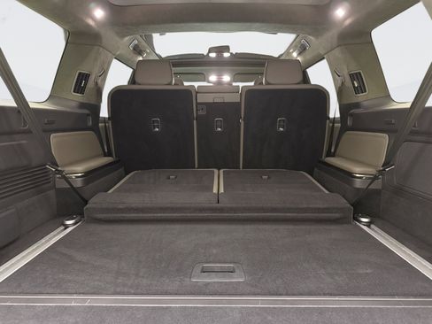 Used 2022 Rivian R1S Launch Edition image 24