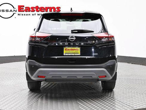 Used 2023 Nissan Rogue S AWD/4WD image 6