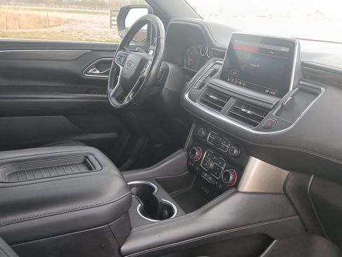 Used 2021 Chevrolet Tahoe Z71 w/ Luxury Package image 60