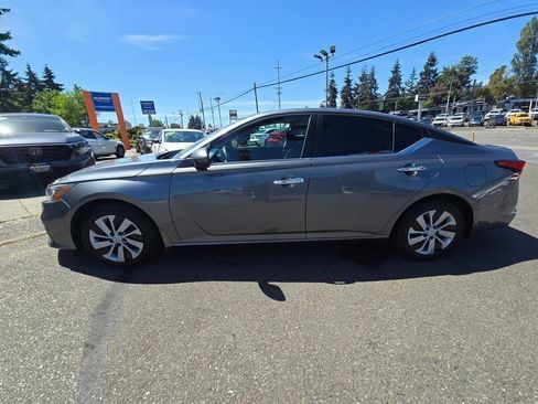Used 2020 Nissan Altima 2.5 S FWD image 4