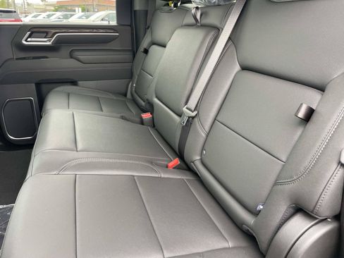 New 2026 GMC Sierra 2500 SLT w/ SLT Premium Package AWD/4WD image 24