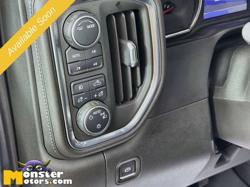 Used 2022 Chevrolet Silverado 1500 RST w/ True North Edition Plus AWD/4WD image 10