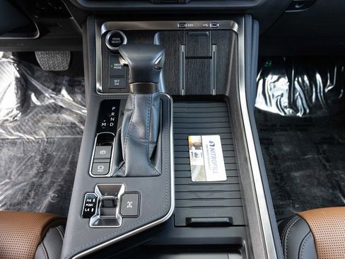 Used 2024 Lexus GX 550 550 Luxury+ w/ Accessory Package (2T) image 37