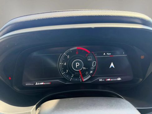Used 2022 Cadillac CT4 Premium Luxury AWD/4WD image 9
