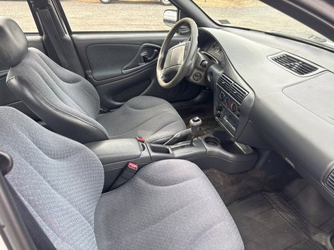 Used 1998 Chevrolet Cavalier Sedan image 17