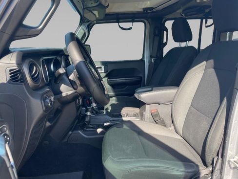 Used 2020 Jeep Wrangler Unlimited Sport S image 11