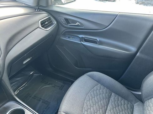 Used 2018 Chevrolet Equinox LT image 31