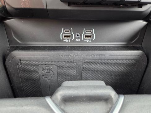 Used 2025 RAM 1500 Big Horn AWD/4WD image 25