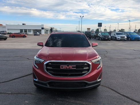 Used 2018 GMC Terrain SLE w/ Driver Convenience Package AWD/4WD image 3