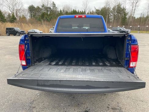 Used 2018 RAM 1500 Express image 21