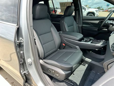 Used 2026 Buick Enclave Preferred FWD image 24