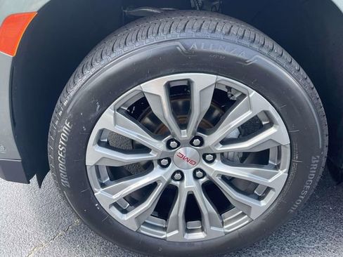 Certified 2023 GMC Yukon Denali w/ Advanced Technology Package AWD/4WD image 8