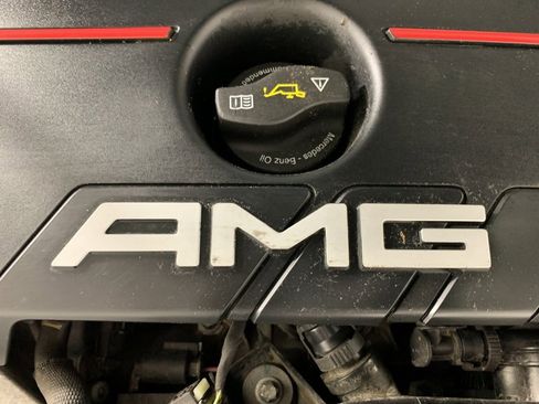 Used 2021 Mercedes-Benz GLB 35 AMG 4MATIC image 45