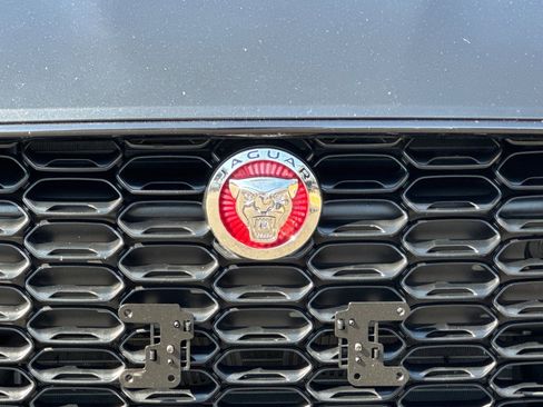 Used 2023 Jaguar F-TYPE R-Dynamic image 41