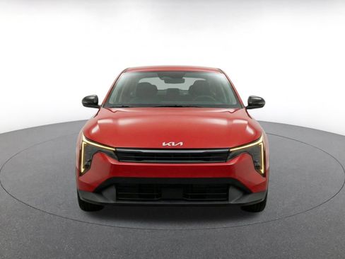 Used 2025 Kia K4 FWD image 2