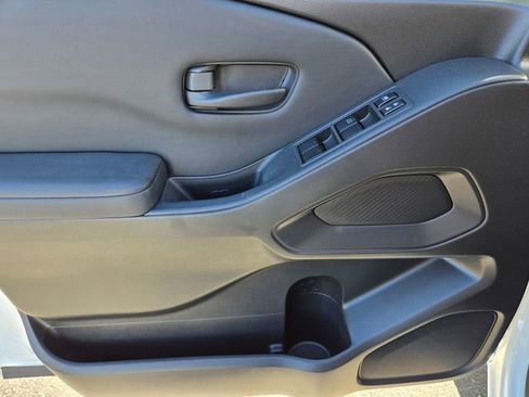 Used 2022 Nissan Frontier S w/ Technology Package image 18