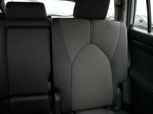 Used 2024 Toyota Highlander LE image 15