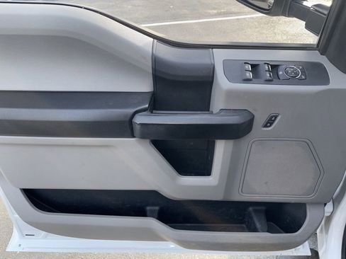 Used 2019 Ford F350 XL w/ Power Equipment Group image 9