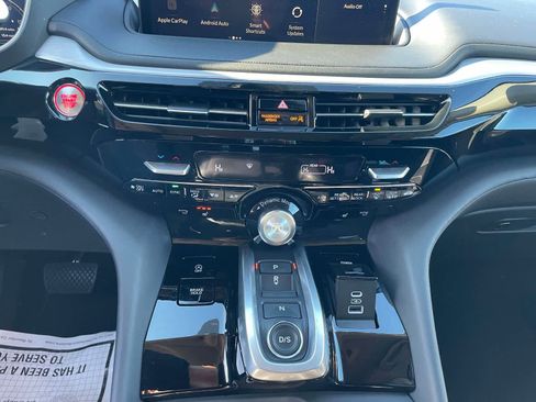 Used 2023 Acura MDX SH-AWD w/ Technology Package image 28