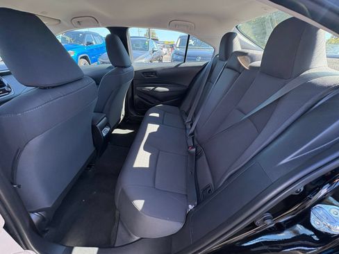 Used 2025 Toyota Corolla LE FWD image 24