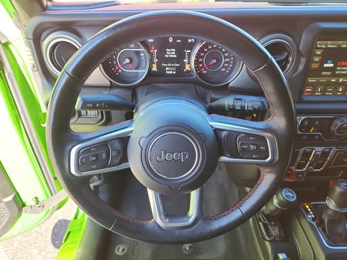 Used 2019 Jeep Wrangler Unlimited Rubicon w/ Uconnect 4C Nav & Sound Group AWD/4WD image 17
